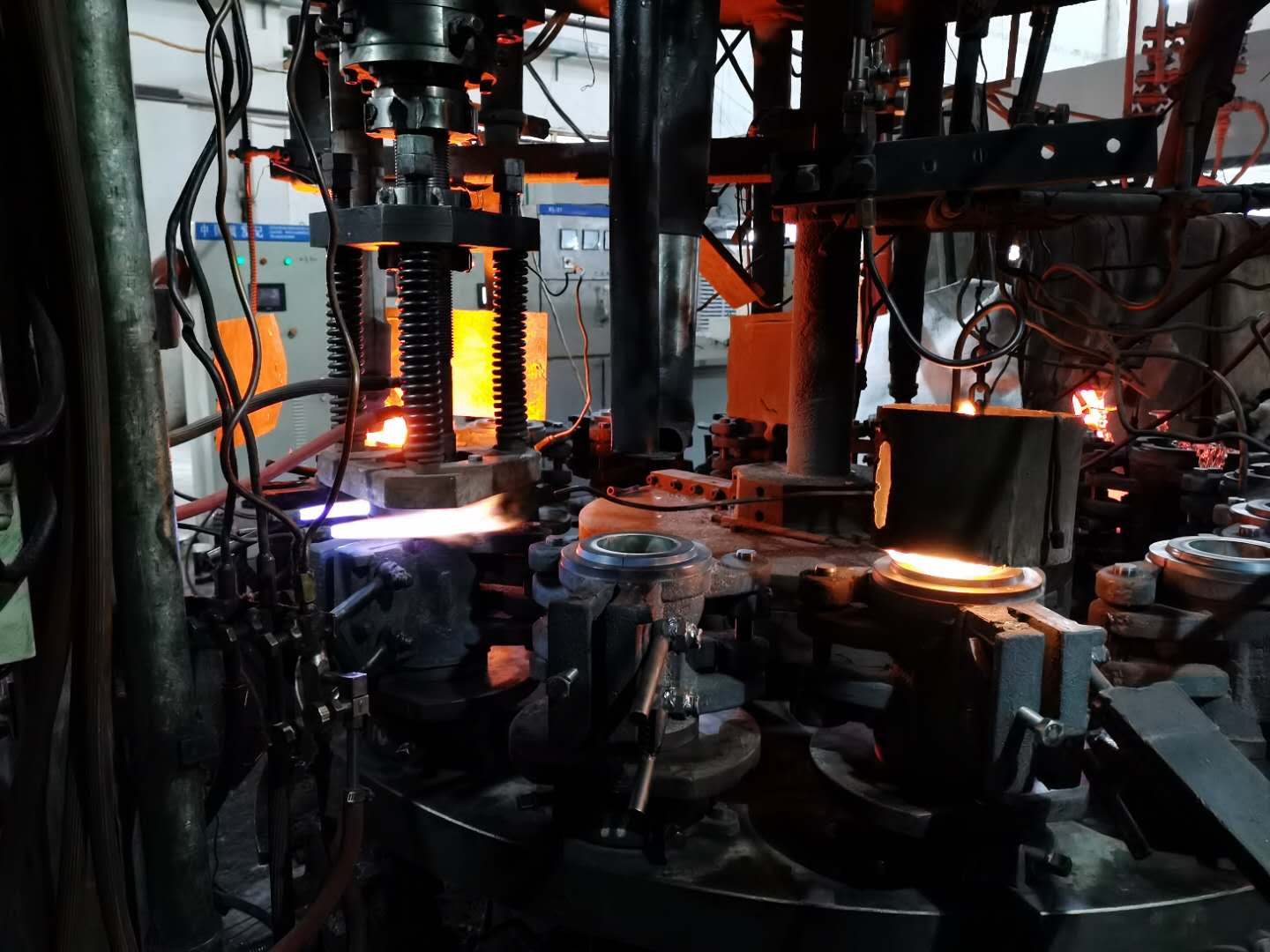 Modern Glass Production